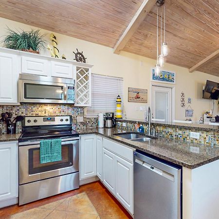 Sail Away At Pirate'S Bay Unit 113 Apartment พอร์ท อารานซัส ภายนอก รูปภาพ