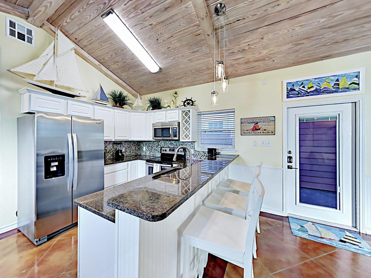 Sail Away At Pirate'S Bay Unit 113 Apartment พอร์ท อารานซัส ภายนอก รูปภาพ